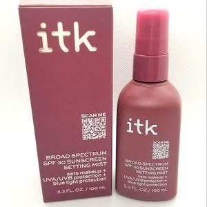 ITK In The Know Broad Spectrum SPF 30 Sunscreen Setting Mist